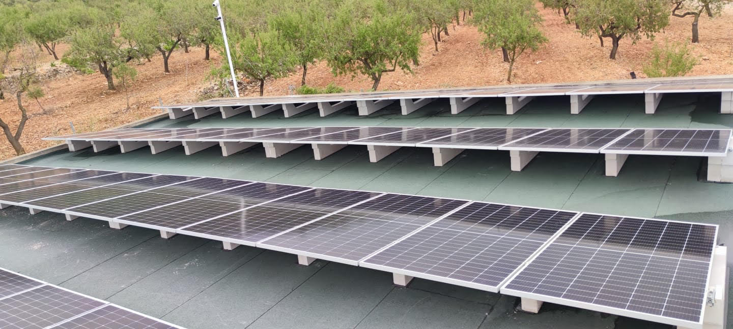 placas solares en depósito municipal 